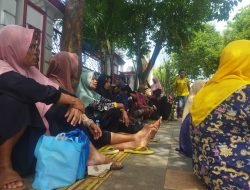 Gagal Bertemu Gubernur, Warga Pundenrejo Dapat Janji dari Bupati