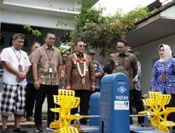 Bupati Pati Serahkan 74 Unit Kincir Air untuk Kelompok Tani Ikan Nila Salin di Tiga Kecamatan