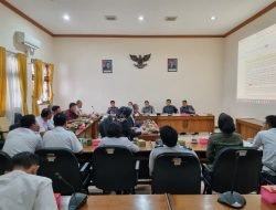 Komisi B DPRD Pati Sinkronisasi Hasil Public Hearing Raperda PKL
