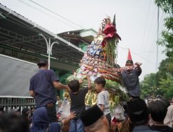 Kirab Budaya dan Kuliner Tradisional Ramaikan Haul Leluhur Panjunan