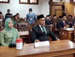 Dari Sopir Truk Jadi Legislator, ini Dia Profil Ulin Nuha