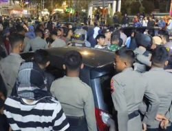 Situasi Memanas di Alun-Alun Pati, Polisi Berhasil Redam Potensi Kericuhan