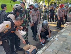 Unjuk Rasa MPB di DPRD Pati Berjalan Damai, Ditutup dengan Aksi Bersih-Bersih Bersama