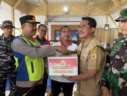 Polresta Pati Salurkan Sembako dan Nasi Bungkus untuk Korban Banjir di Juwana
