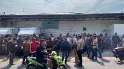 Menu Dinilai Tak Layak, Ratusan Warga Geruduk Dapur SPPG Tlogowungu 01