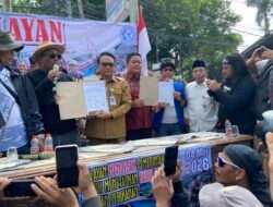 DPRD Pati Turun Langsung Dampingi Aksi Nelayan, Dukung Penurunan Harga Solar Industri