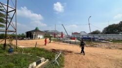 Jalan Rusak di Depan Kantor Kecamatan Tlogowungu Dikeluhkan Warga, DPRD Pati Minta Segera Diperbaiki