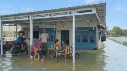 Dua Tahun Diterjang Rob Akibat Tanggul Jebol, DPRD Pati Desak Pembangunan Tanggul Permanen di Tanggulsari