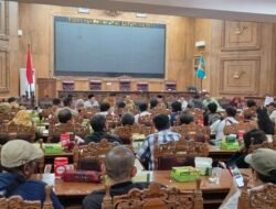Ketua DPRD Pati Dorong Ayam Peternak Lokal Terserap dalam Program MBG