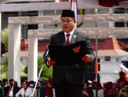 Ketua DPRD Pati Bacakan Pembukaan UUD 1945 dalam Upacara HUT ke-81 Kemerdekaan RI